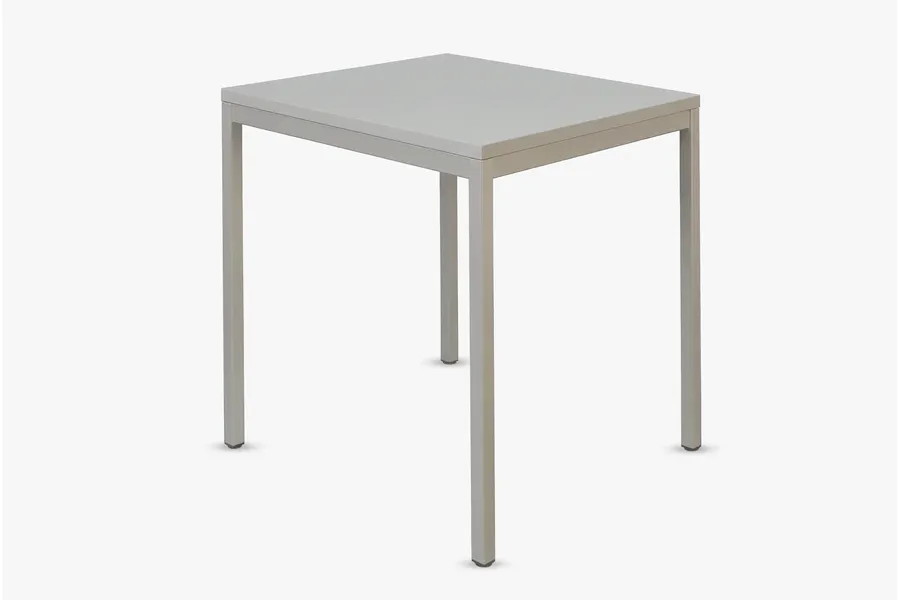 Mehrzwecktisch SATURN mit Tischblatt RAL 7047 und Gestell RAL 9007 von ADUKA