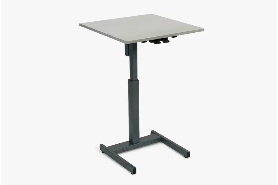 Sitz-Stehtisch HERSE mit Tischblatt RAL 7047 und Gestell RAL 9007 von ADUKA